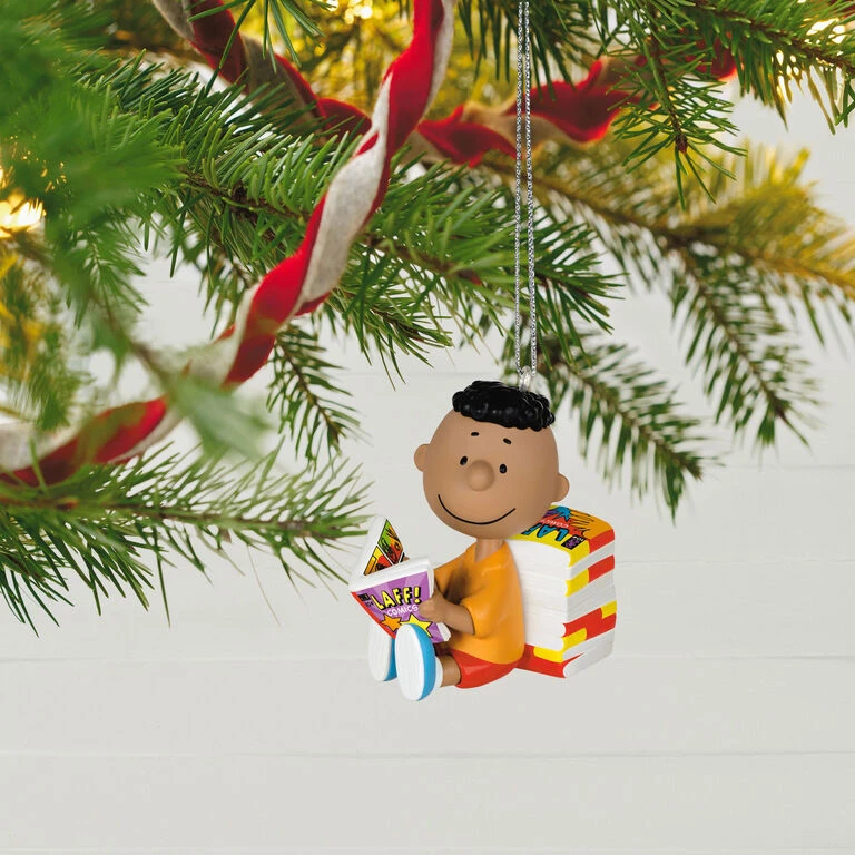 Hallmark The PeanutsĀ® Gang Franklin Ornament - Image 2