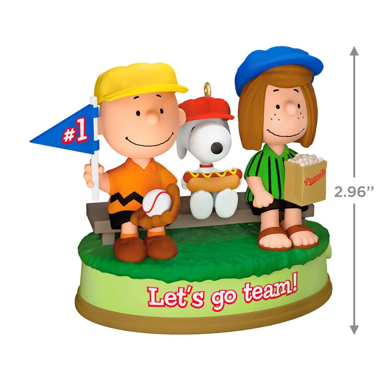 Hallmark The PeanutsĀ® Gang Batter Up! Musical Ornament - Image 3