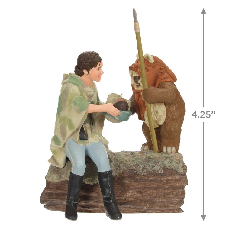 Hallmark Star Wars: Return Of The Jedi™ A Curious Encounter On Endor™ Ornament - Image 3