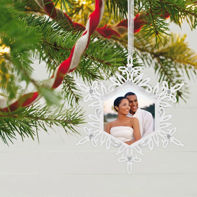 Hallmark Sparkling Snowflake Photo Personalized Metal Ornament - Image 2